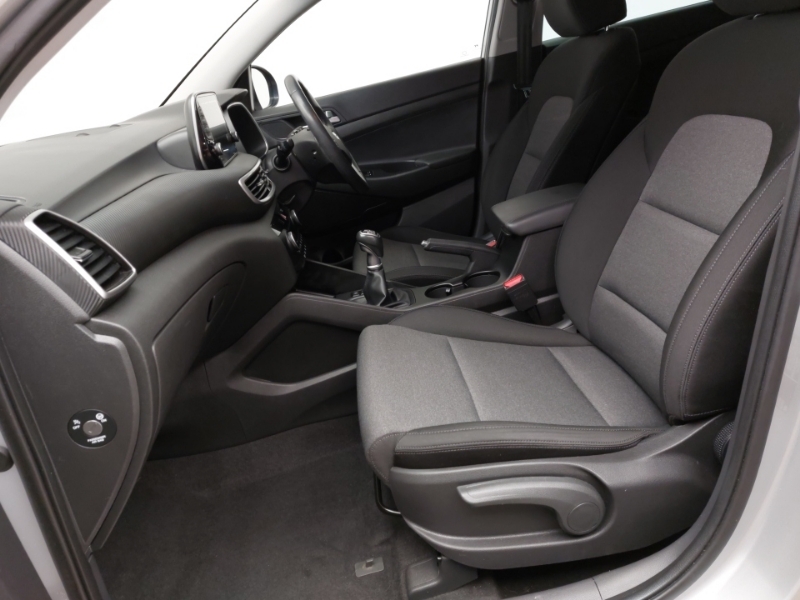 Hyundai Tucson 1.6 Gdi Se Nav 2Wd EY19YHM Silver #5