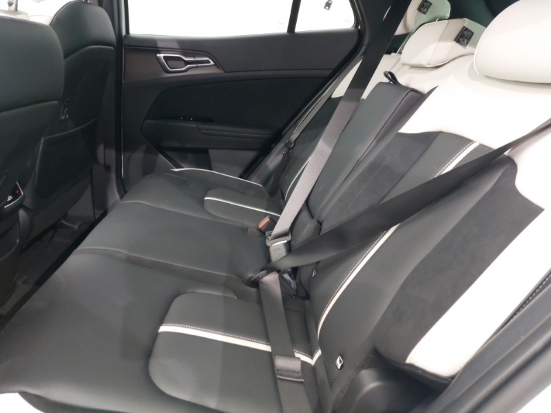 Kia Sportage 1.6T Gdi Hev Gt-line S RV75YPG White #6