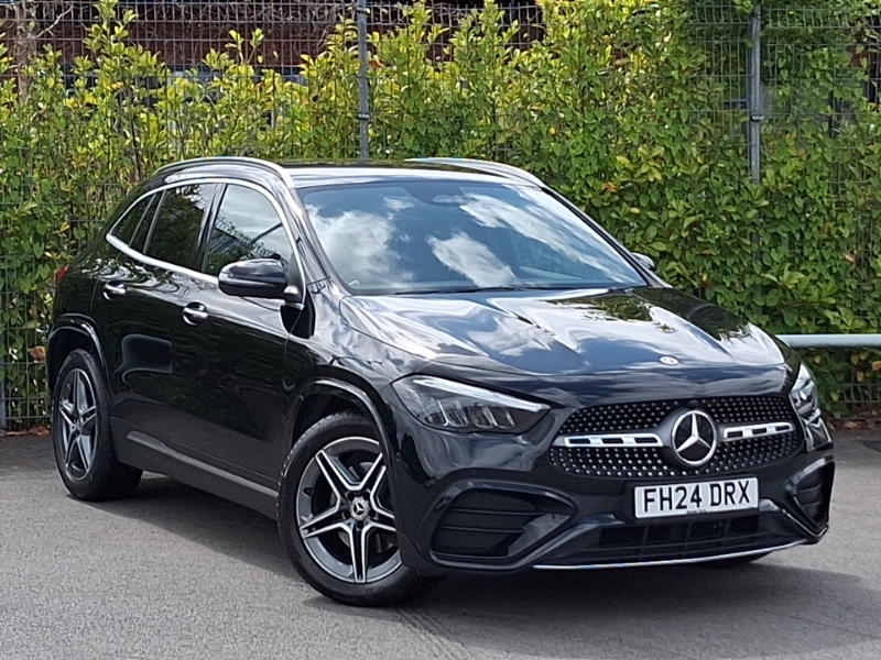 Mercedes-Benz GLA Class Gla 200 Amg Line Executive Black