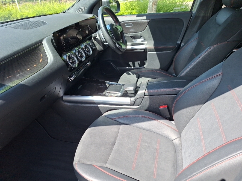 Mercedes-Benz GLA Class Gla 180 Amg Line Premium Grey #5