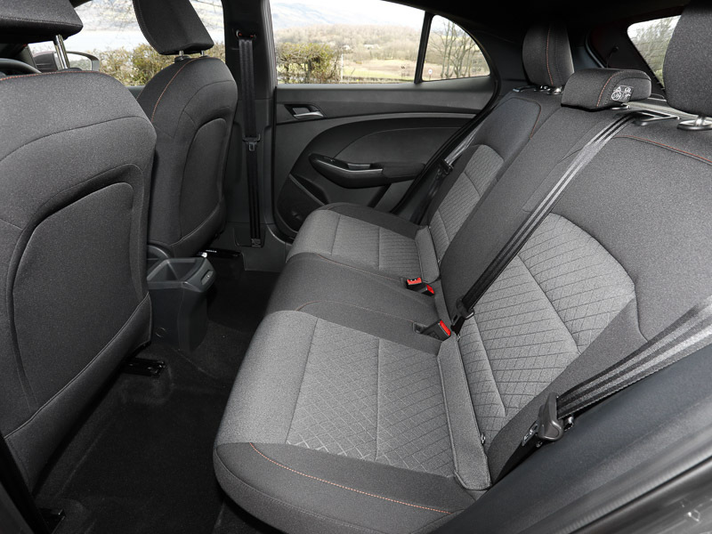 MG MG3 1.5 Se Black #6