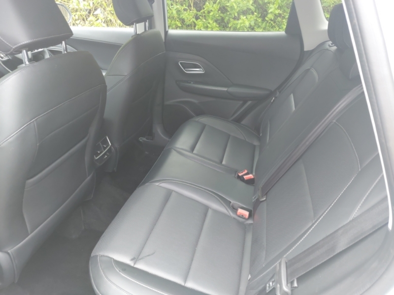 MG ZS 1.5 Hybrid Trophy LC25TZE White #6
