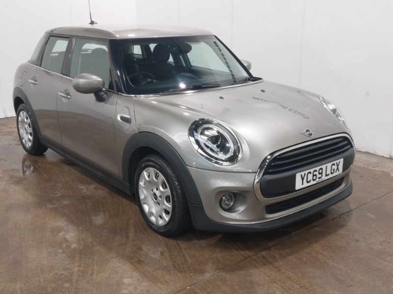 Mini Hatch 1.5 One Classic II Comfortnav Pack Silver
