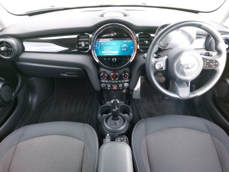 Mini Hatch 1.5 Cooper Classic ND23CGZ Red #3