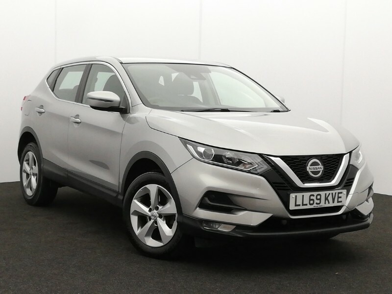 Nissan Qashqai 1.3 Dig-t Acenta Premium Silver