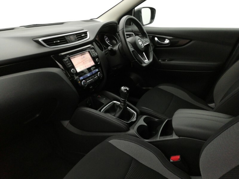 Nissan Qashqai 1.3 Dig-t Acenta Premium LL69KVE Silver #5