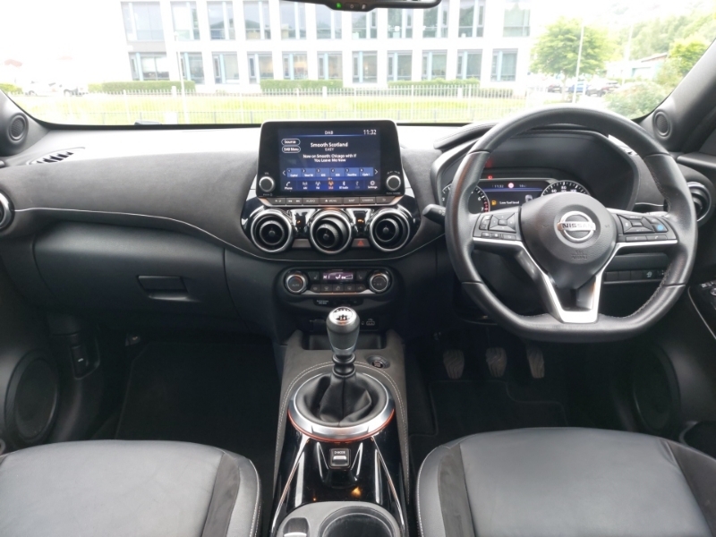 Nissan Juke 1.0 Dig-t 114 Tekna SJ22UWK White #3