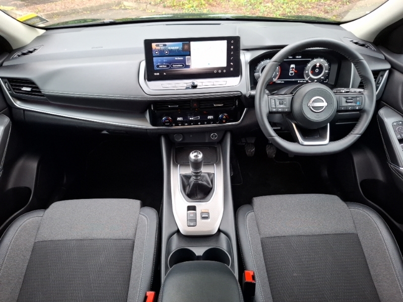 Nissan Qashqai 1.3 Dig-t Mh N-connecta Glass Roof SM25XPO Black #3