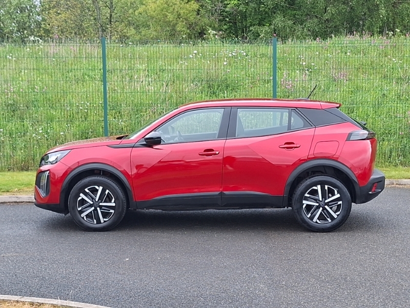 Peugeot 2008 1.2 Puretech Active SL73XWH Red #4