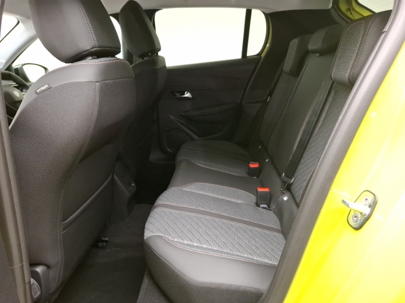 Peugeot 208 1.2 Puretech 100 Allure SJ26VCF Yellow #6