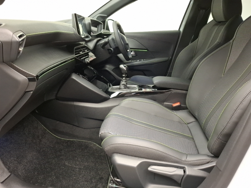Peugeot 208 1.2 Puretech 100 Gt SA26NCV White #5