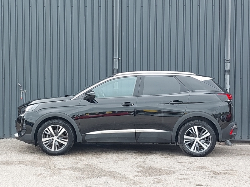 Peugeot 3008 1.5 Bluehdi Allure Premium Eat8 Black #4