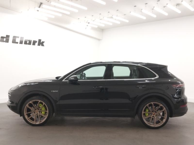 Porsche Cayenne E-hybrid Tiptronic S RJ71TFU Black #4