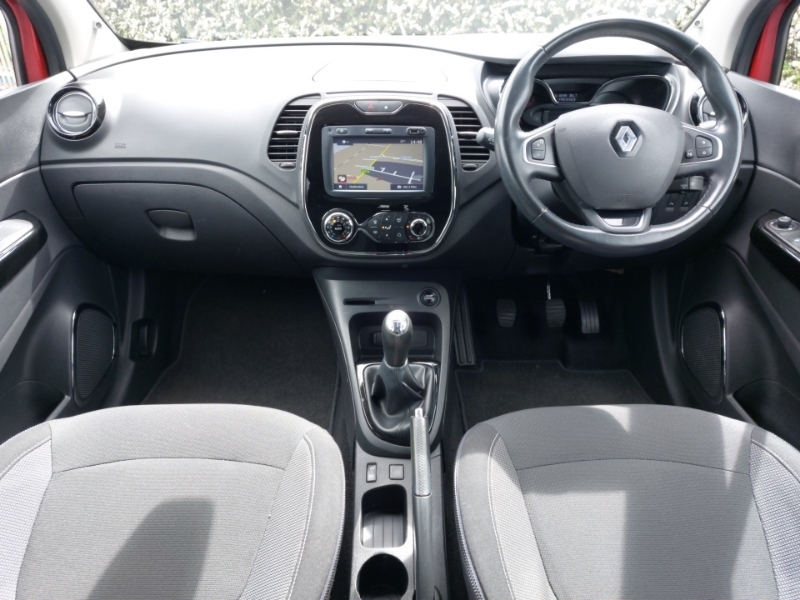Renault Captur 0.9 Tce 90 Dynamique S Nav CE17KXO Red #3