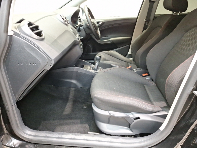 Seat Ibiza 1.2 Tsi 110 Fr Technology YA17LDJ Black #5