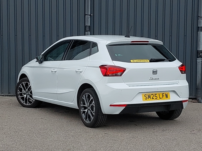 Seat Ibiza 1.0 Tsi 115 Xcellence Dsg SM25LFW White #2