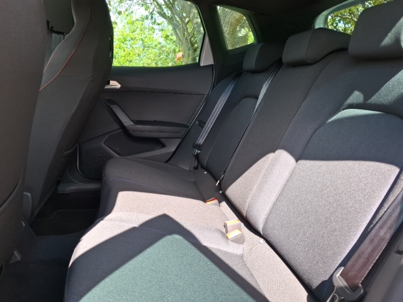 Seat Arona 1.0 Tsi 115 Fr Black Edition Dsg SL75PGO White #6
