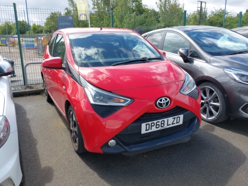 Toyota Aygo 1.0 Vvt-i X-plore Red