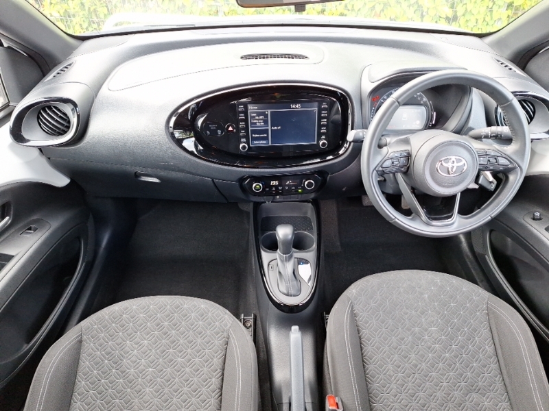 Toyota Aygo X 1.0 Vvt-i Edge RO73KXF White #3