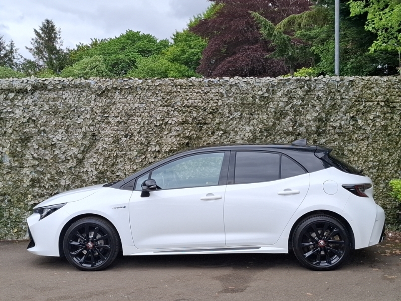 Toyota Corolla 1.8 Vvt-i Hybrid Gr Sport Cvt ST71ASZ White #4