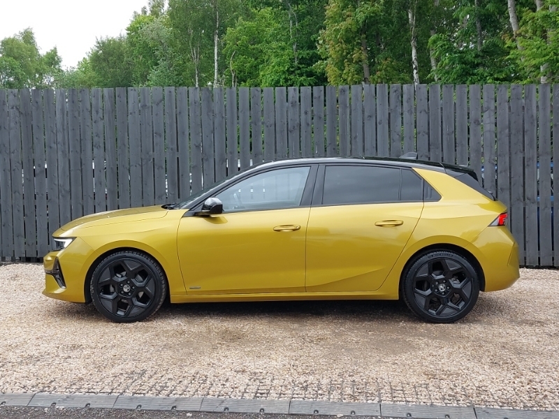 Vauxhall Astra 1.2 Turbo 130 Ultimate MT22WGC Yellow #4
