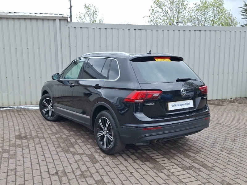 Volkswagen Tiguan 2.0 Tdi 150 Se Nav SJ17CGB Black #2