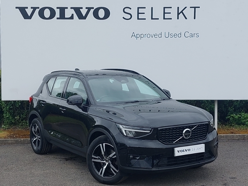 Volvo XC40 2.0 B3p Plus Dark Black