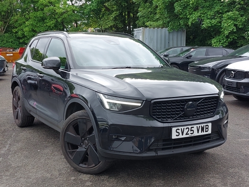 Volvo XC40 2.0 B4p Plus Black Edition Black