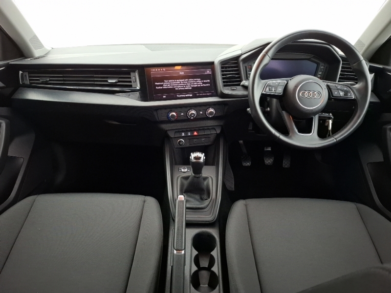 Audi A1 25 Tfsi Technik RE23ORF Black #3