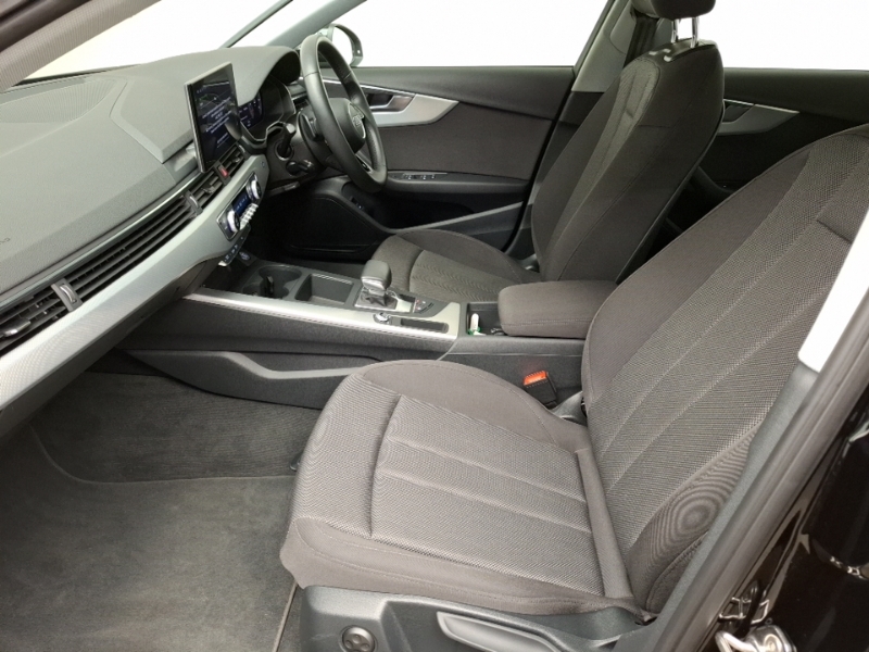 Audi A4 35 Tfsi Technik S Tronic BV23XRC Black #5