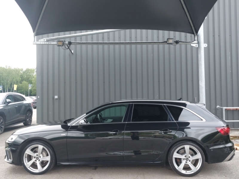 Audi A4 40 Tfsi 204 S Line S Tronic Tech Pack KN24YVT Black #4