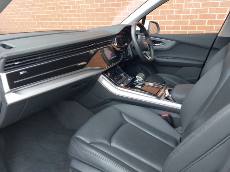 Audi Q7 55 Tfsi Quattro Sport Tiptronic White #5