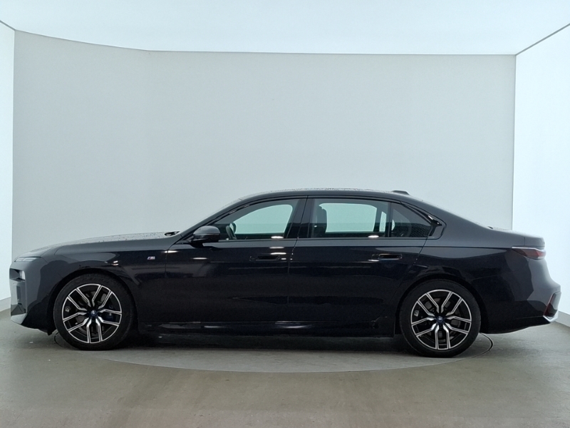 BMW i7 400Kw Xdrive60 M Sport 105.7Kwh Black #4