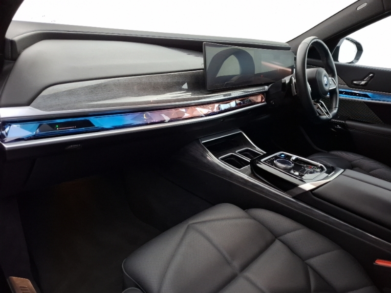 BMW i7 400Kw Xdrive60 M Sport 105.7Kwh Black #5