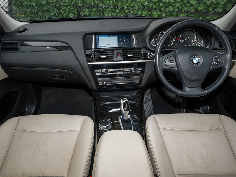 BMW X3 Xdrive20d Se Step SD67FFJ Blue #4