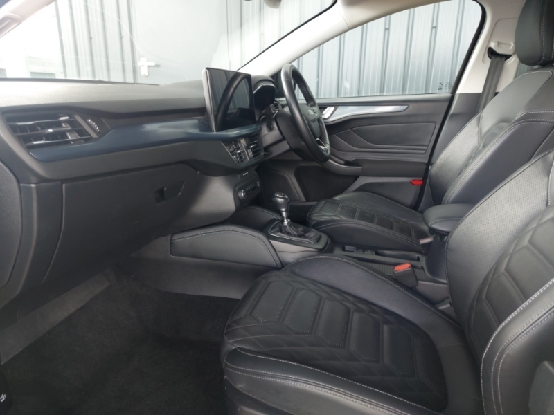 Ford Focus 1.0 Ecoboost Active X NA23UTP Black #5