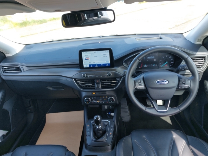 Ford Focus 1.5 Ecoboost 182 White #3