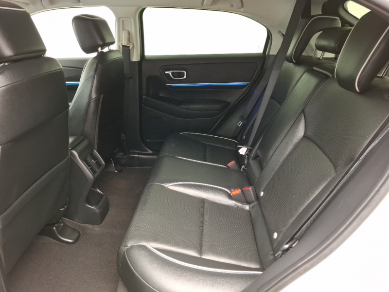 Honda e:Ny1 150Kw Elegance 69Kwh GU24ZSN White #6