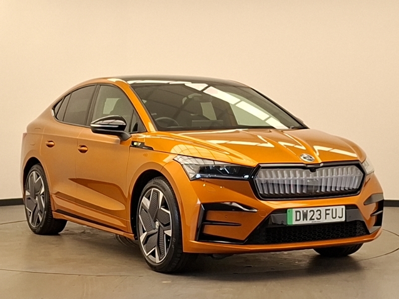 Skoda ENYAQ 220Kw Vrs 82Kwh 4X4 Orange