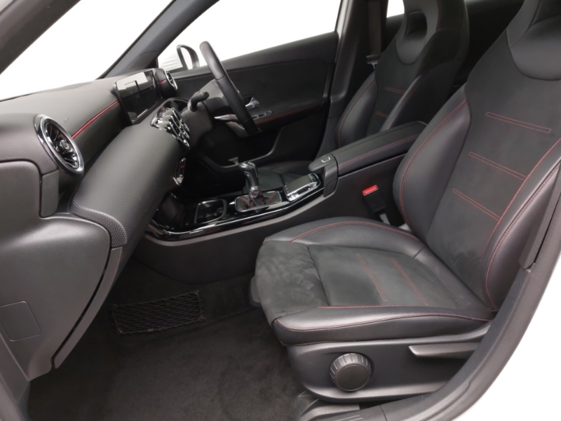 Mercedes-Benz A Class A180 Amg Line ST68YVD White #5