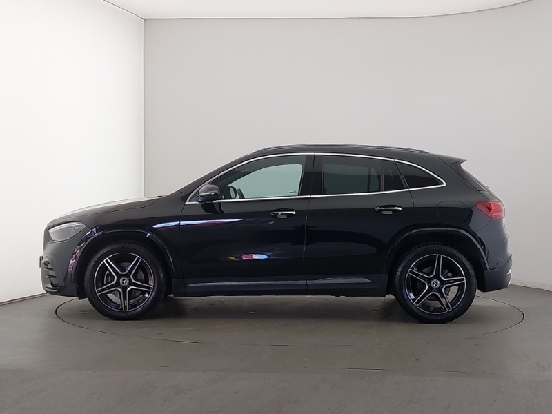 Mercedes-Benz GLA Class Gla 200 Amg Line Executive WX75UCC Black #4