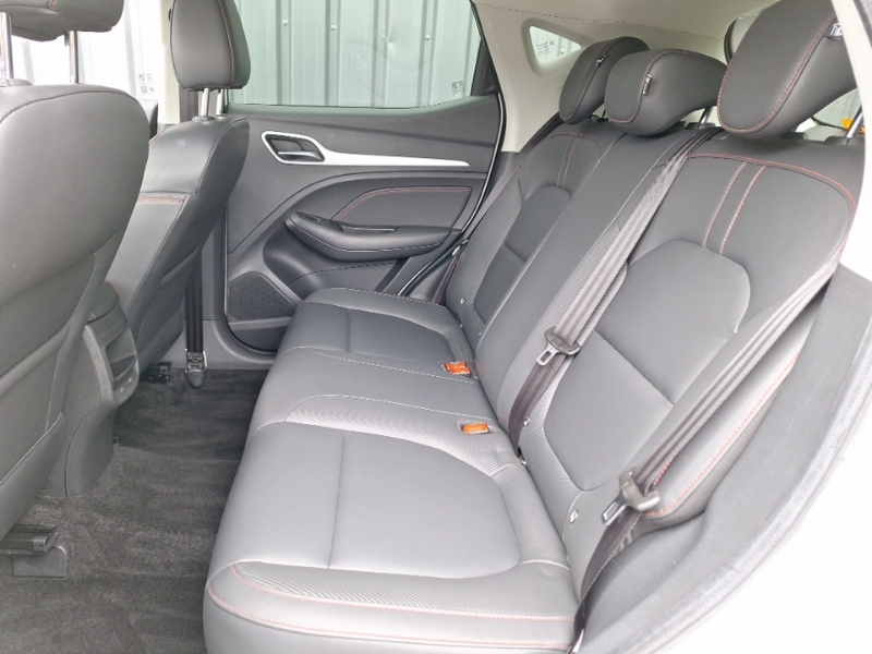 MG ZS 1.5 Vti-tech Exclusive SA23XGE White #6