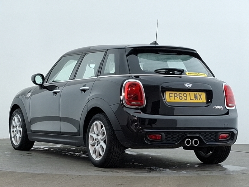 Mini Hatch 2.0 Cooper S Classic II Nav Pack FP69LWX Black #2