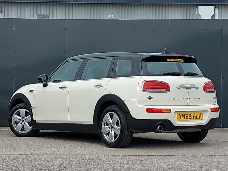 Mini Clubman 1.5 Cooper Classic 6Dr White #2