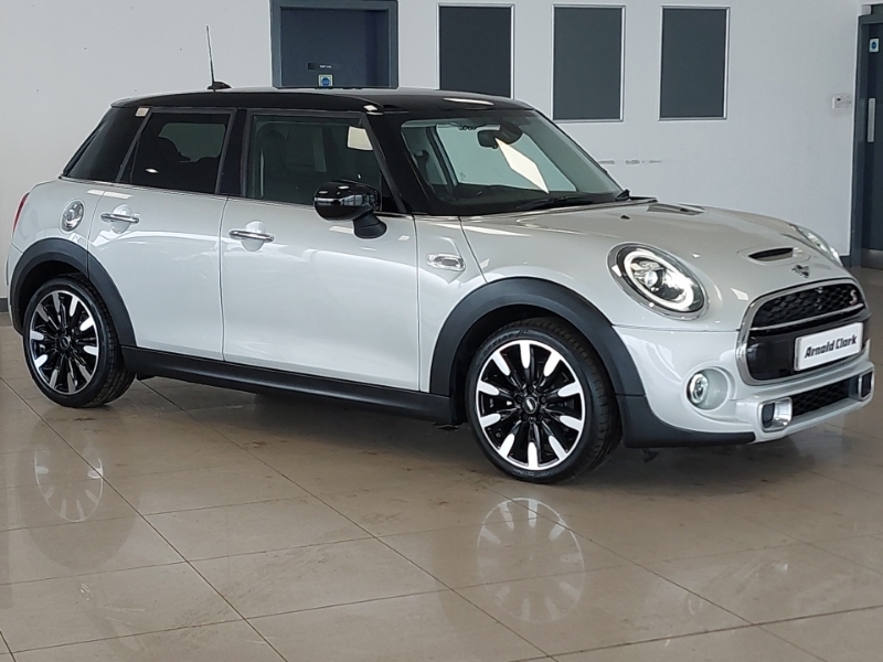 Mini Hatch 2.0 Cooper S Exclusive II Silver