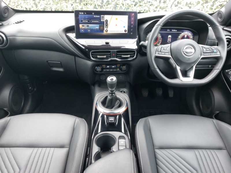 Nissan Juke 1.0 Dig-t Tekna SL25ZXS White #3