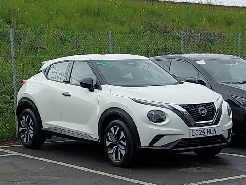 Nissan Juke 1.0 Dig-t Acenta Premium Dct White