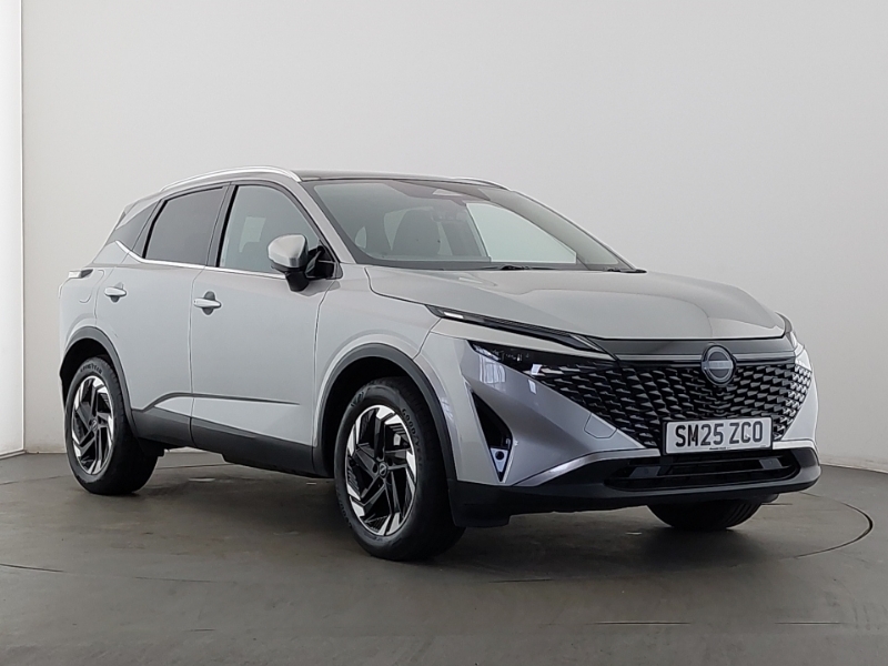 Nissan Qashqai 1.3 Dig-t Mh N-connecta Glass Roof Silver