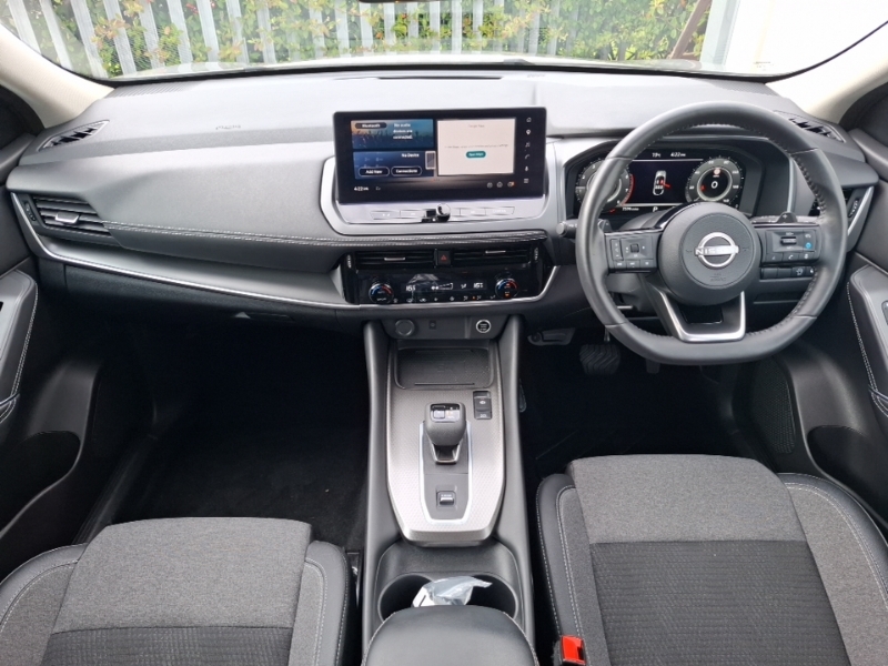 Nissan Qashqai 1.3 Dig-t Mh 158 N-connecta Xtronic FT74BJU Silver #3