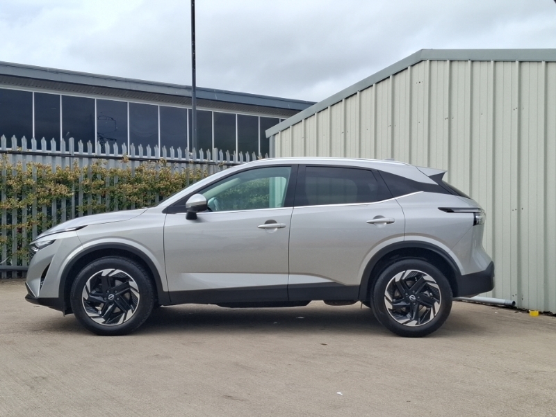 Nissan Qashqai 1.3 Dig-t Mh 158 N-connecta Xtronic FT74BJU Silver #4